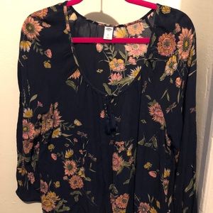 Old Navy floral blouse